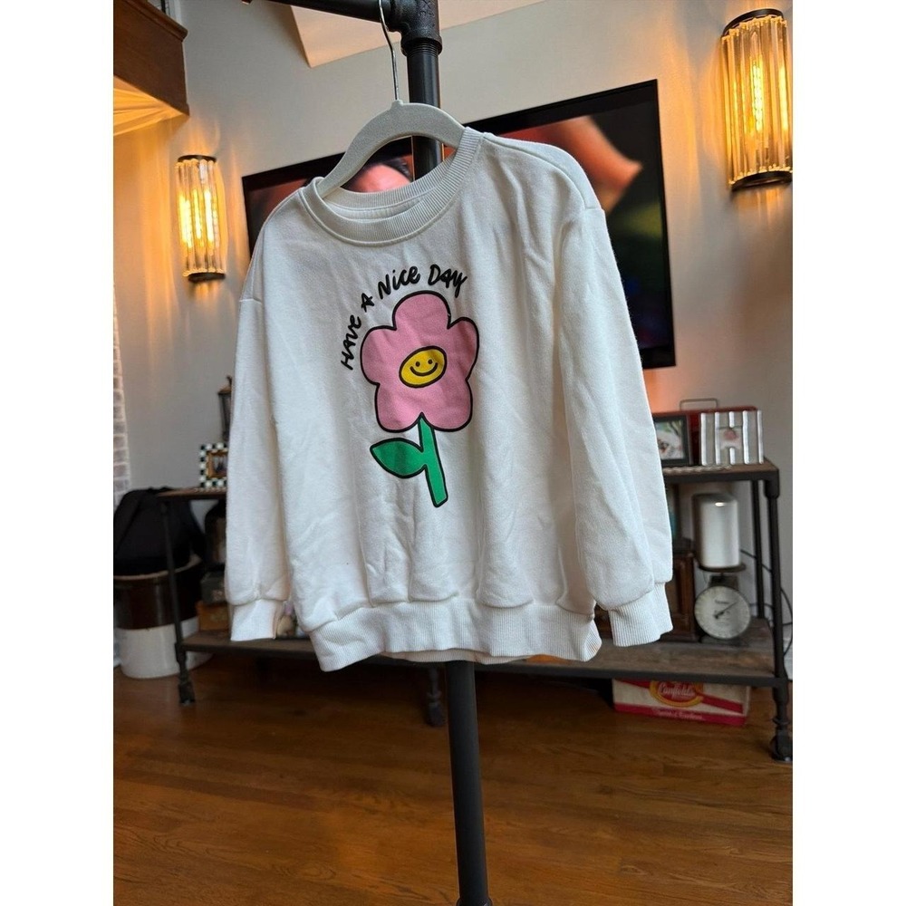 Old Navy toddler girl's white sweatshirt "Have A Nice Day" smiley face flower 4T